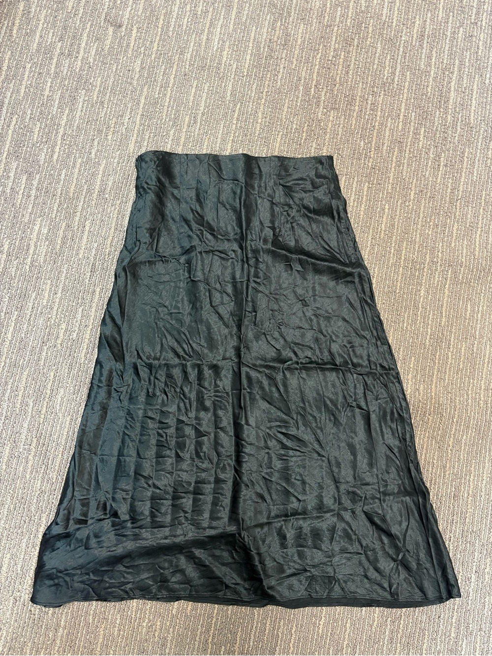 Aritzia Babaton slip skirt
